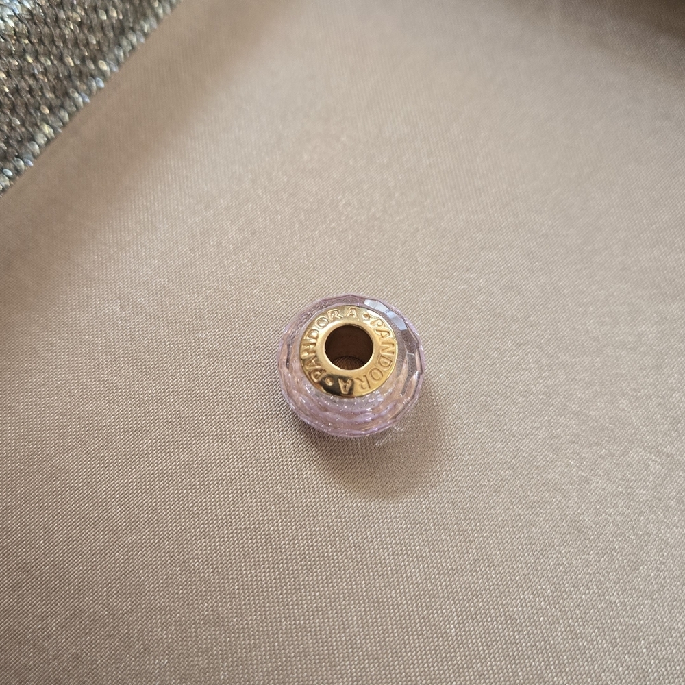 Pandora Pink Shimmering Rose Gold Murano Glass Charm - Picture 6 of 8
